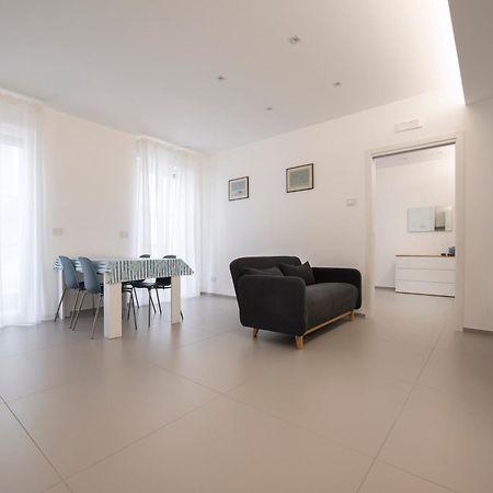 ג'ובינאצו A Casa Di Fiore, Holiday Home מראה חיצוני תמונה