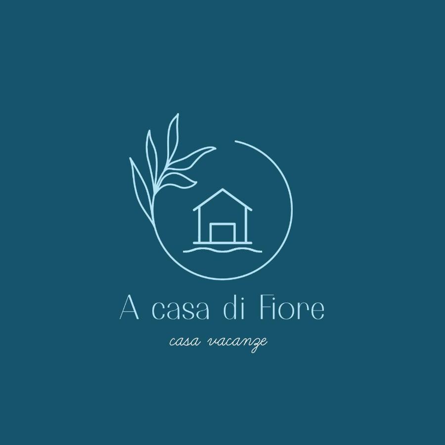 ג'ובינאצו A Casa Di Fiore, Holiday Home מראה חיצוני תמונה